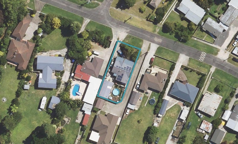 58 Oak Street, Mangapapa, Gisborne - Carousel 1
