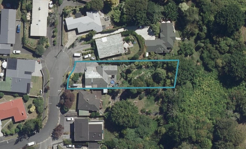 22 Chartwell Crescent, Chartwell, Hamilton - Carousel 1