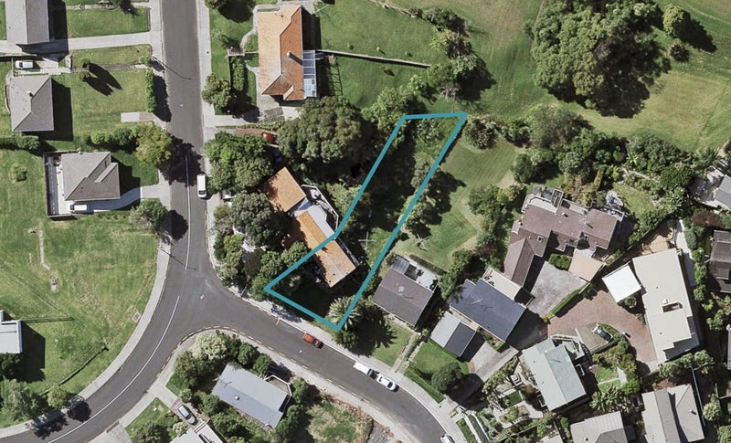 93 Kurahaupo Street, Orakei, Auckland - Carousel 1