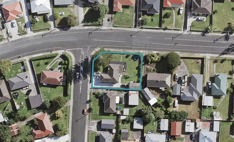 2/23 Lincoln Road, Manurewa East, Auckland - Carousel 1