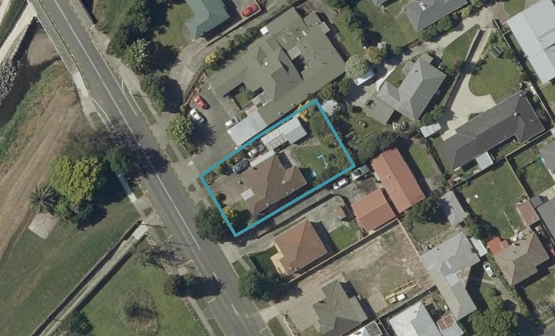 63 Botanical Road, Takaro, Palmerston North - Carousel 1