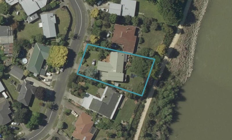 126 Buick Crescent, Awapuni, Palmerston North - Carousel 1