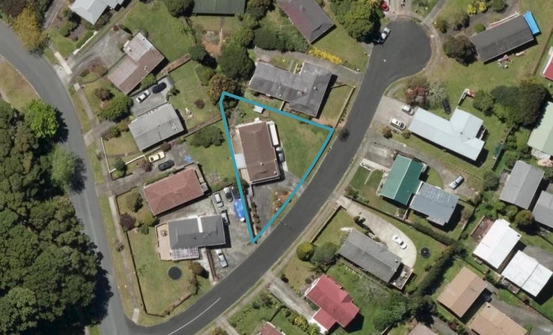 3 El Viso Place, Kamo, Whangarei - Carousel 1