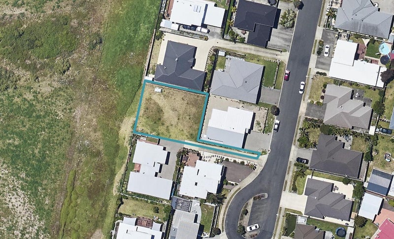 15 Omega Place, Coastlands, Whakatane - Carousel 1