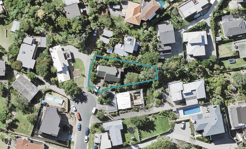 17 Beacon Avenue, Campbells Bay, Auckland - Carousel 1