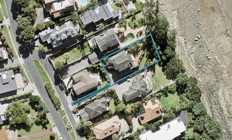 40A Sharon Road, Waiake, Auckland - Carousel 1
