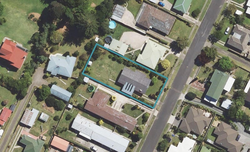 6 Cobham Place, Te Hapara, Gisborne - Carousel 1