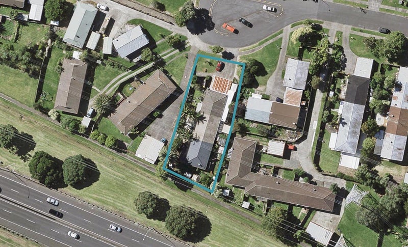 1/46 Latham Avenue, Pakuranga, Auckland - Carousel 1