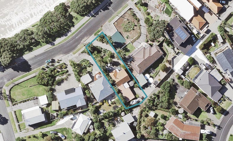 5 Omana Esplanade, Maraetai, Auckland - Carousel 1