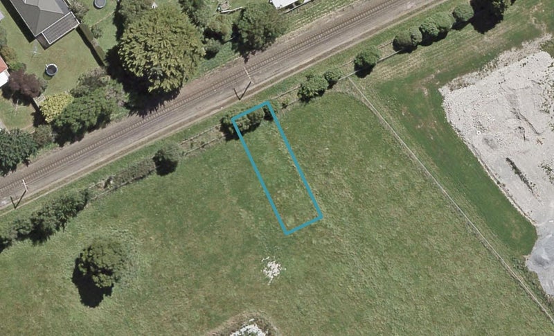 14 Te Kaeaea Crescent, Wallaceville, Upper Hutt - Carousel 1