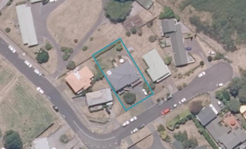 3 Winston Street, Acacia Bay, Taupo - Carousel 1
