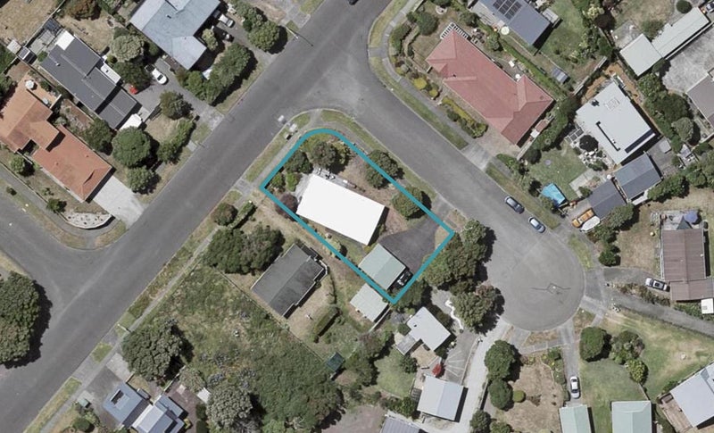 162 Tutere Street, Waikanae Beach, Waikanae - Carousel 1