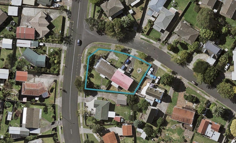 1/1 Courant Place, Clover Park, Auckland - Carousel 1