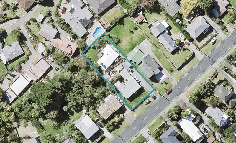 2/35 Arran Road, Browns Bay, Auckland - Carousel 1