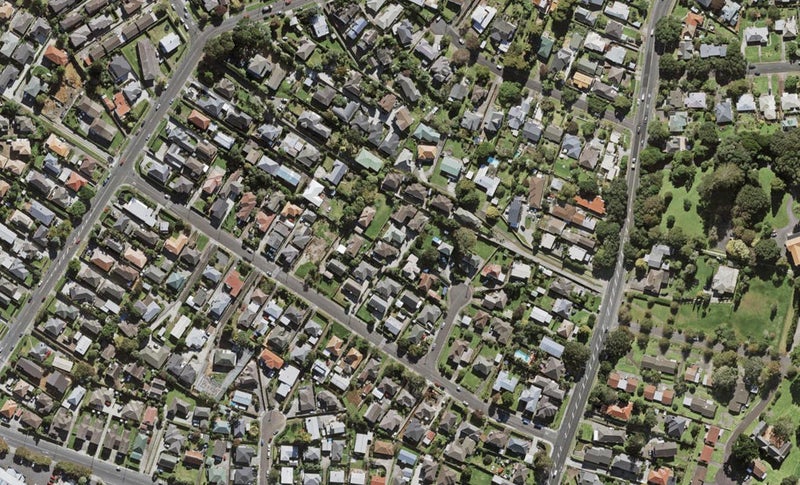 13B Haughey Avenue, Three Kings, Auckland - Carousel 1