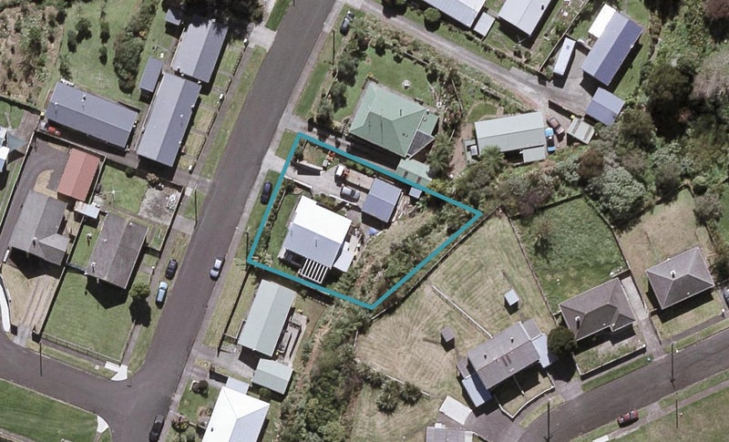 118 Cook Street, Marfell, New Plymouth - Carousel 1
