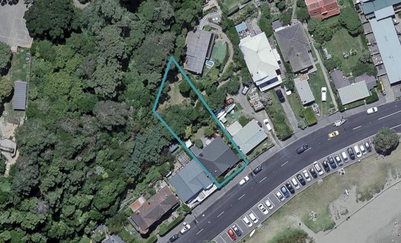 219 Marine Parade, Seatoun, Wellington - Carousel 1