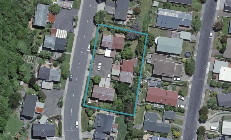 64 Churton Drive, Churton Park, Wellington - Carousel 1