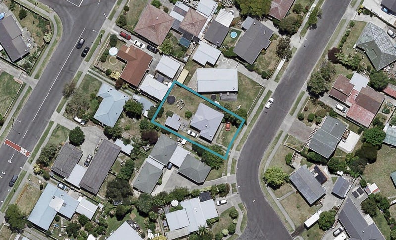 24 Wynyard Crescent, Tamatea, Napier - Carousel 1