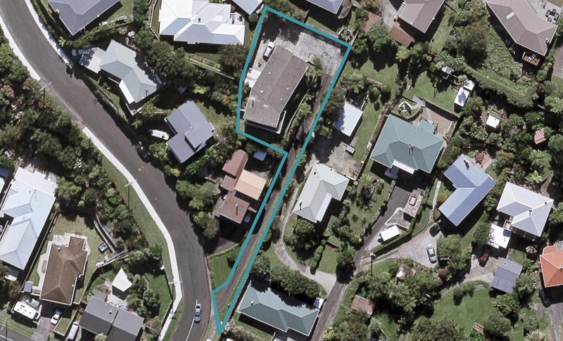2 Crownhill Street, Spotswood, New Plymouth - Carousel 1