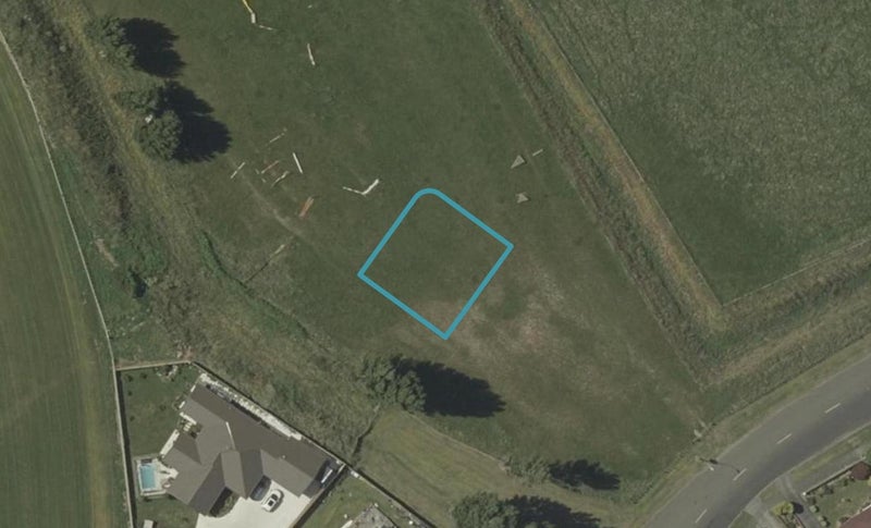 8 Mangatainoka Lane, AWAPUNI - Carousel 1