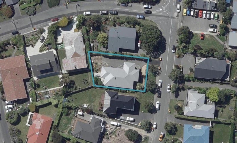 271 Cannon Hill Crescent, Mount Pleasant, Christchurch - Carousel 1