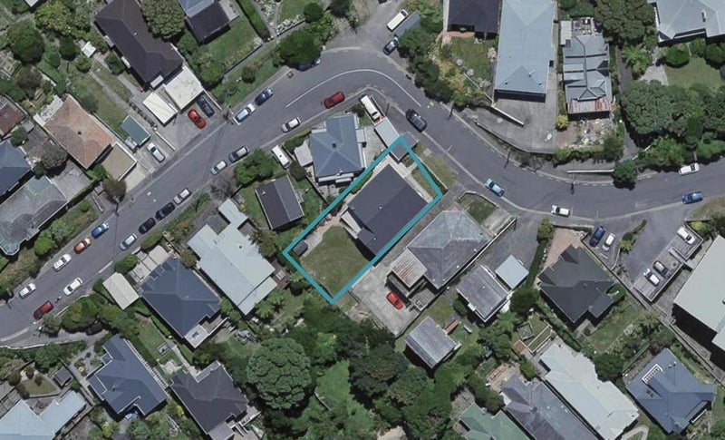 15 Konini Road, Hataitai, Wellington - Carousel 1