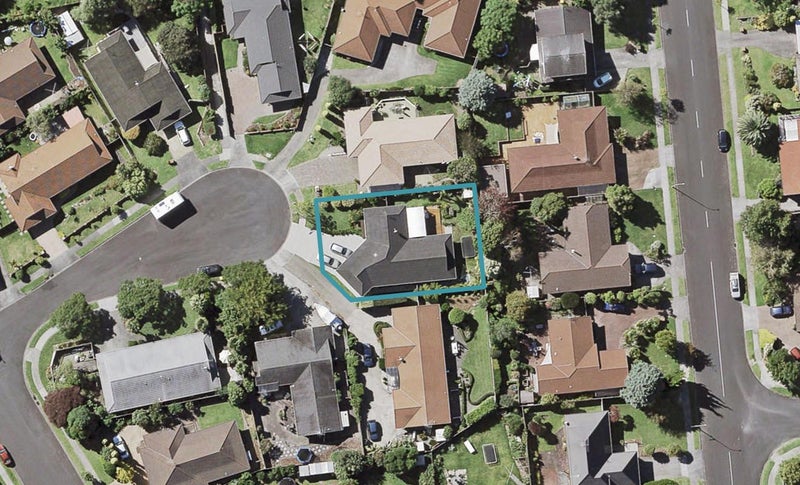11 Carriage Close, Northpark, Auckland - Carousel 1