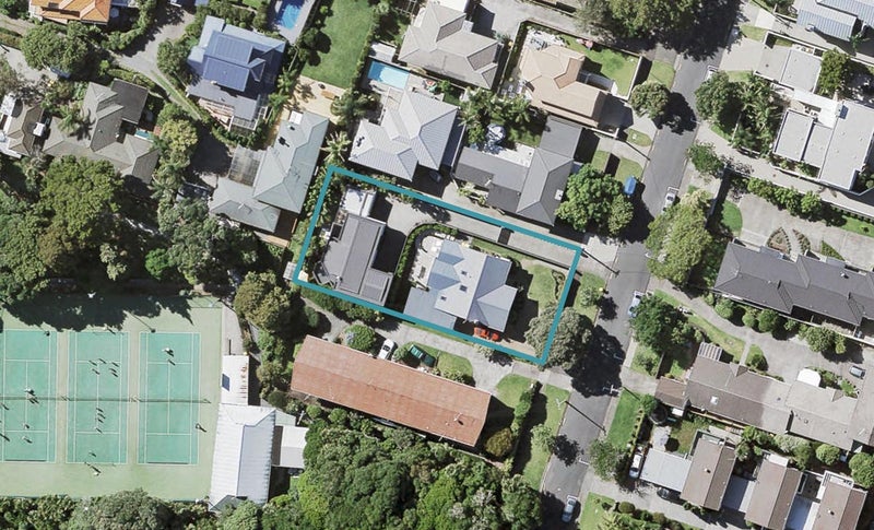 1/11 Pierce Road, Milford, Auckland - Carousel 1