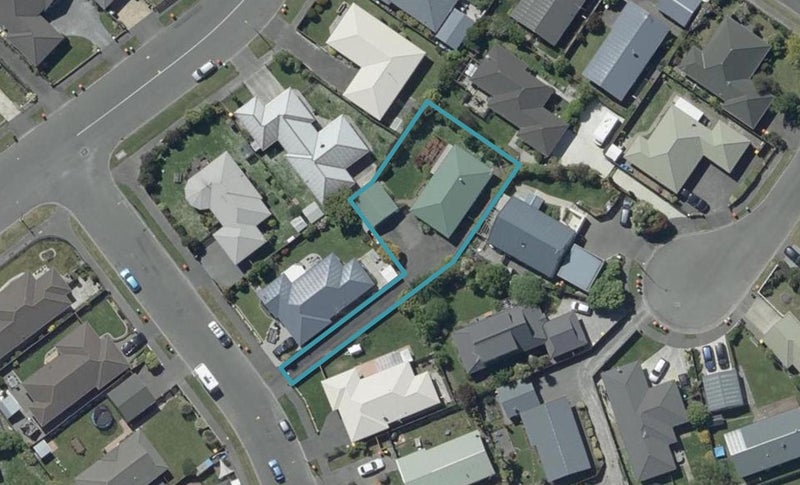 114 Bayswater Crescent, Bromley, Christchurch - Carousel 1