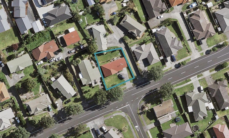 18 Skelton Avenue, Randwick Park, Auckland - Carousel 1