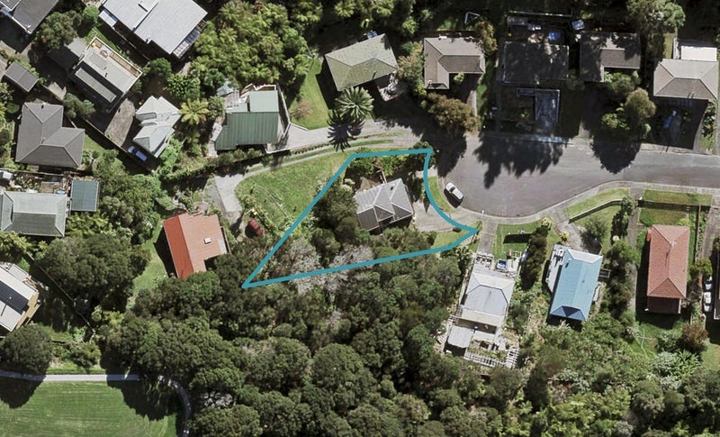 38 Finn Place, Totara Vale, Auckland - Carousel 1