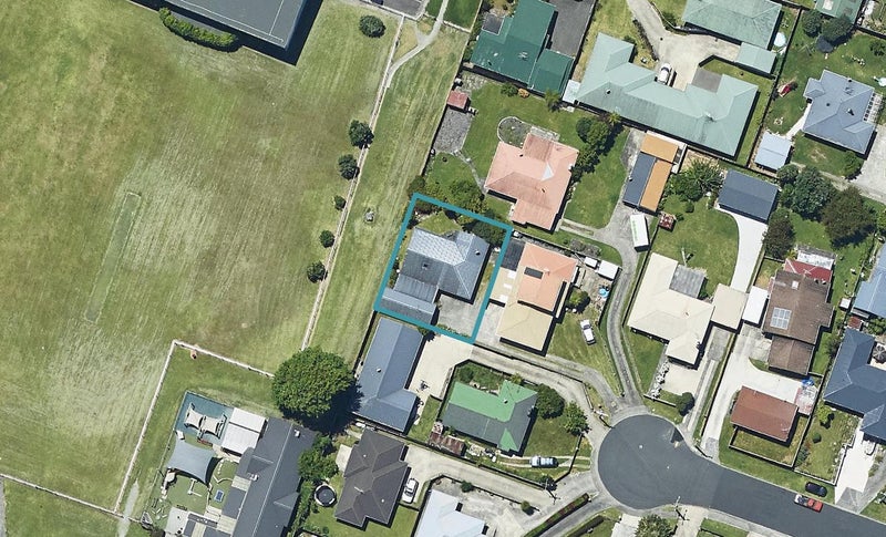15B Wembury Grove, Parkvale, Tauranga - Carousel 1
