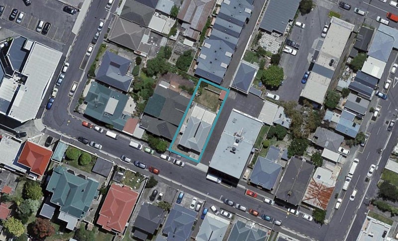 3 Levy Street, Mount Victoria, Wellington - Carousel 1