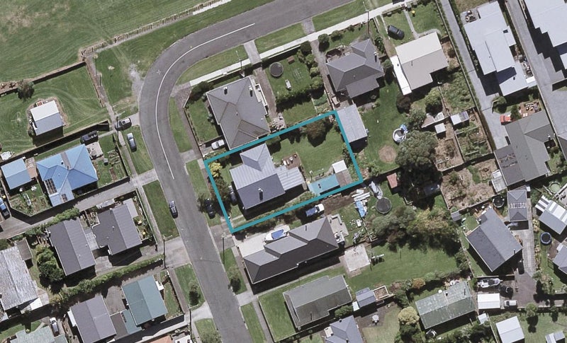 7 Ropiha Street, Fitzroy, New Plymouth - Carousel 1