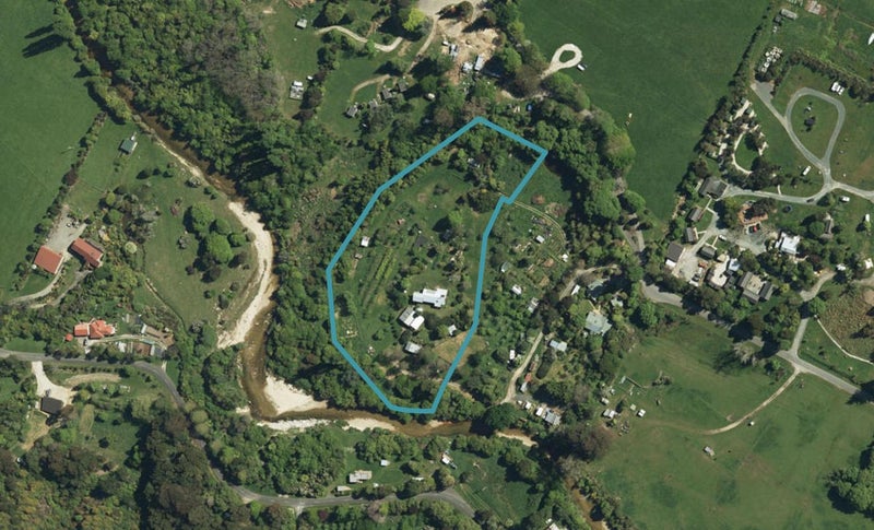 27 Harvey Road, Marahau - Carousel 1