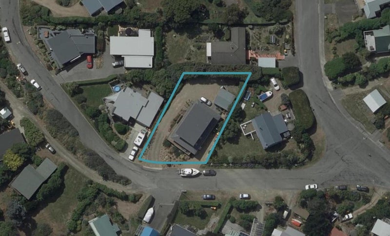 3 Emerson Crescent, Diamond Harbour, Lyttelton - Carousel 1