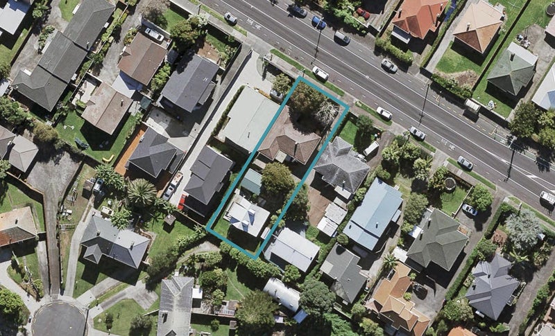 215A Mount Albert Road, Wesley, Auckland - Carousel 1