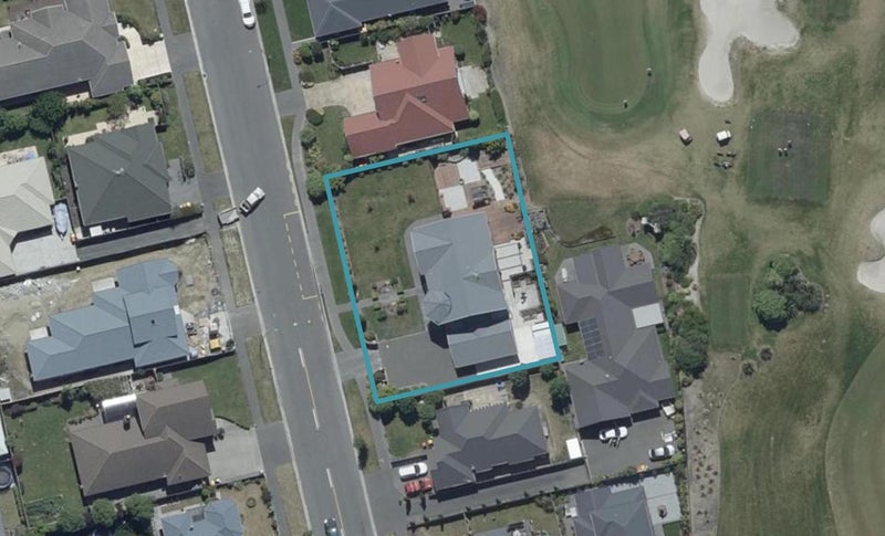 524 Bower Avenue, Parklands, Christchurch - Carousel 1