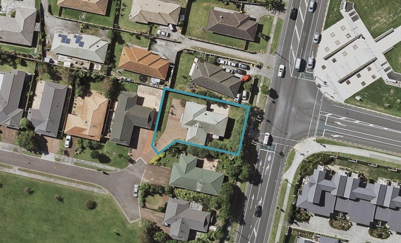 13 Farmdale Court, Flat Bush, Auckland - Carousel 1