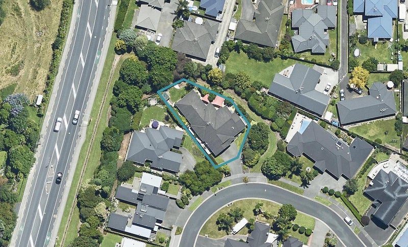 17 Jarrah Park Drive, Pyes Pa, Tauranga - Carousel 1