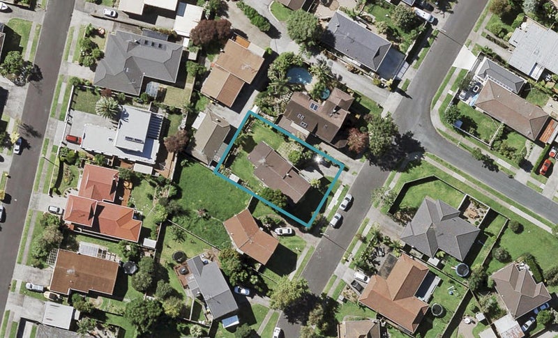 13 Olena Avenue, Sunnyhills, Auckland - Carousel 1