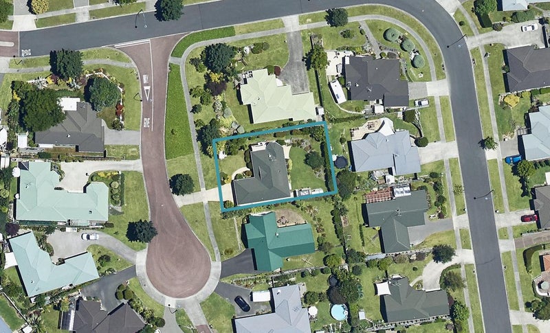 5 Berkeley Grove, Bethlehem, Tauranga - Carousel 1