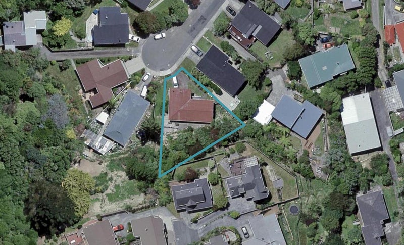 195 Broderick Road, Johnsonville, Wellington - Carousel 1