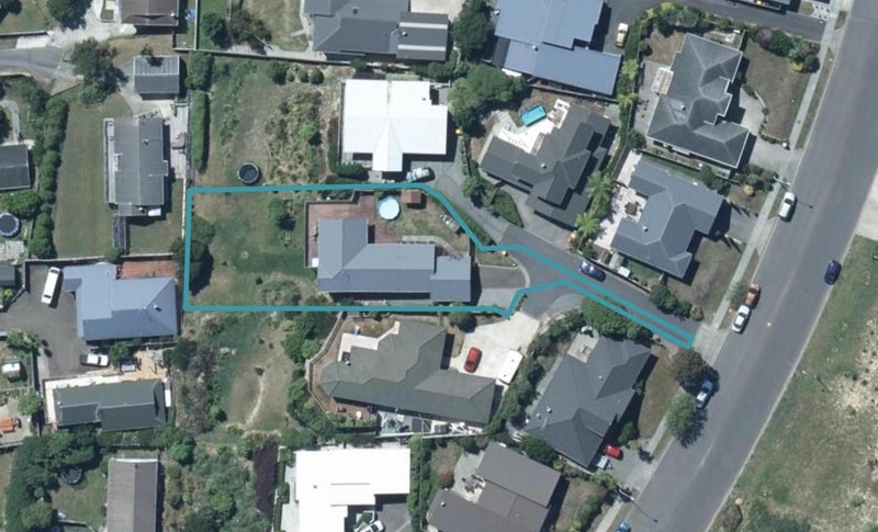 92 Navigation Drive, Whitby, Porirua - Carousel 1