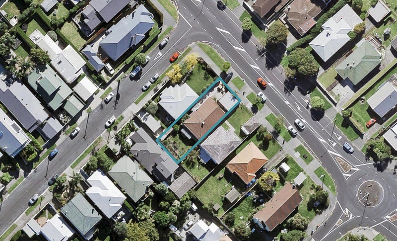 140 Garnet Road, Westmere, Auckland - Carousel 1