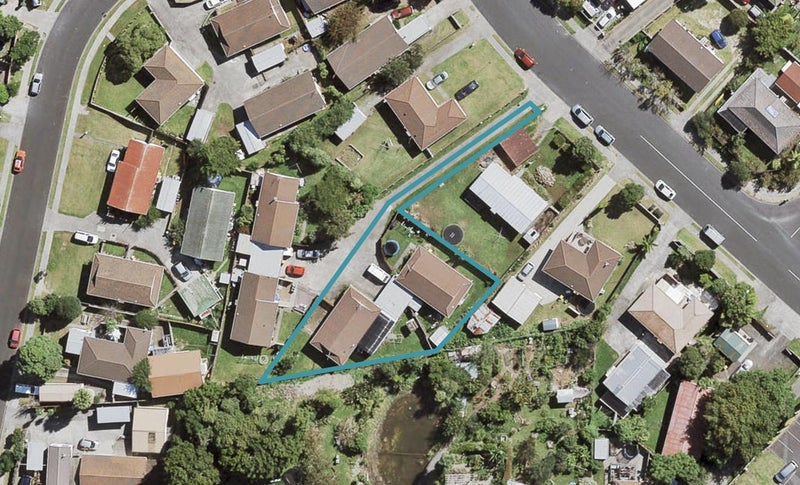 2/17 Armada Drive, Ranui, Auckland - Carousel 1