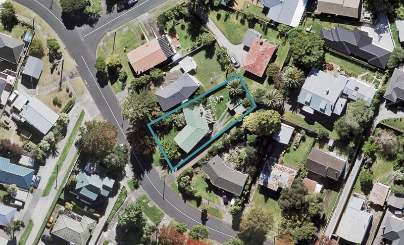 71 Nikau Street, New Lynn, Auckland - Carousel 1