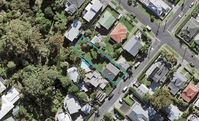 12 Edgars Road, Westmere, Auckland - Carousel 1