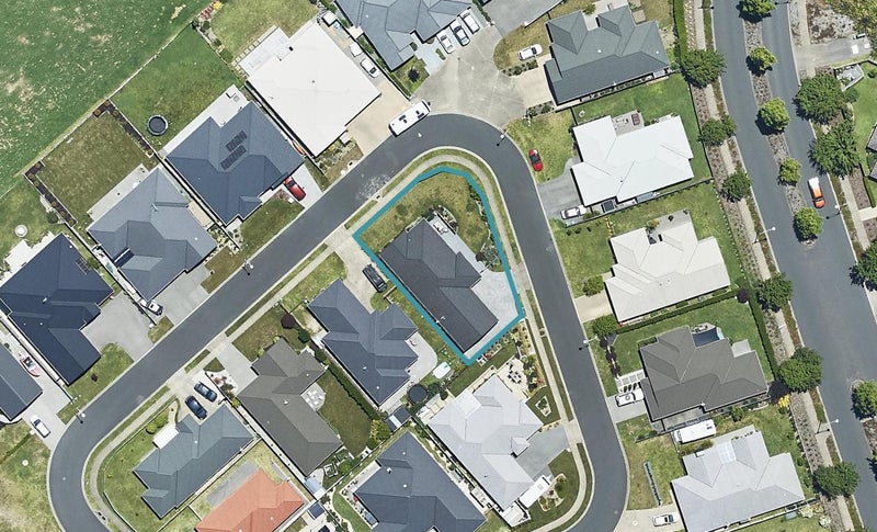 7 North Bay Road, Pyes Pa, Tauranga - Carousel 1